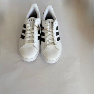 adidas Grand Court Shoes